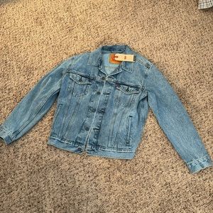 Levi’s light blue denim jean jacket - Medium